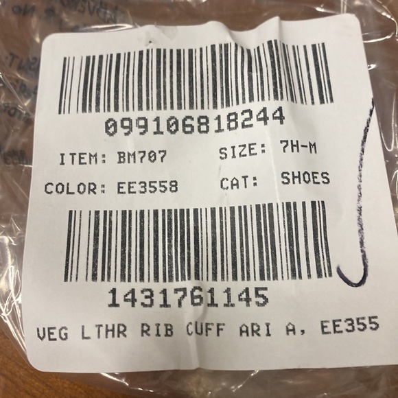 J Crew Rib-cuff boots in Italian leather
Item BM707 - Picture 7 of 7